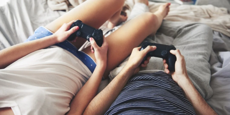 How to Get Acquainted with Gaming Girls